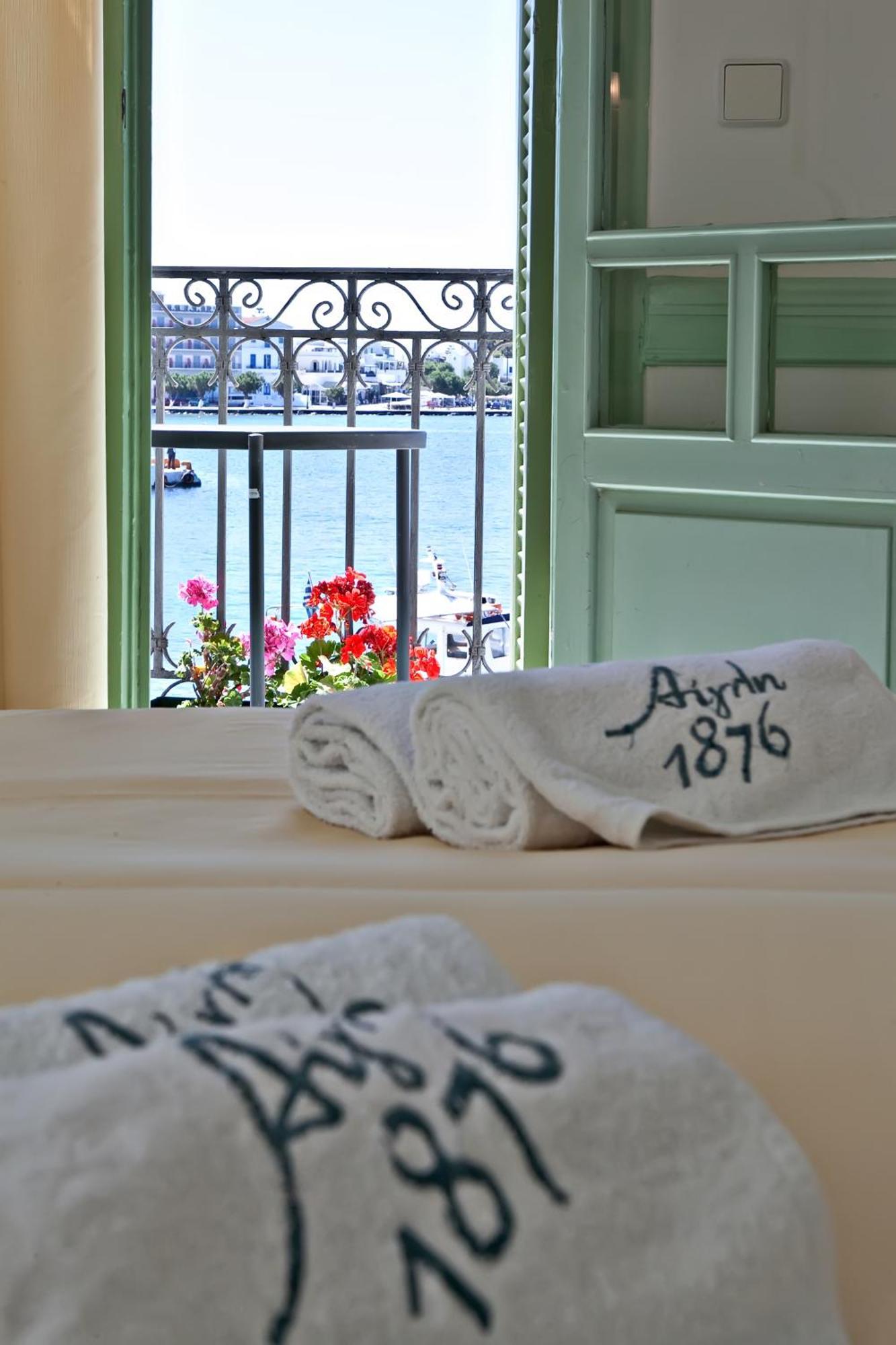 Aegli 1876 Hotel Tínos Buitenkant foto