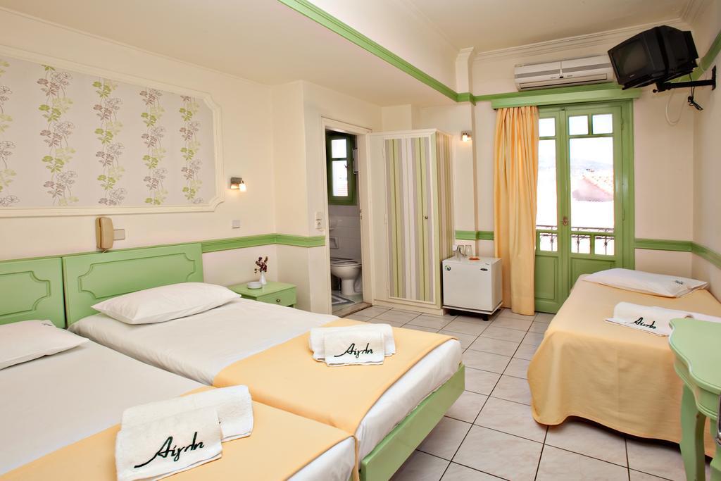 Aegli 1876 Hotel Tínos Kamer foto