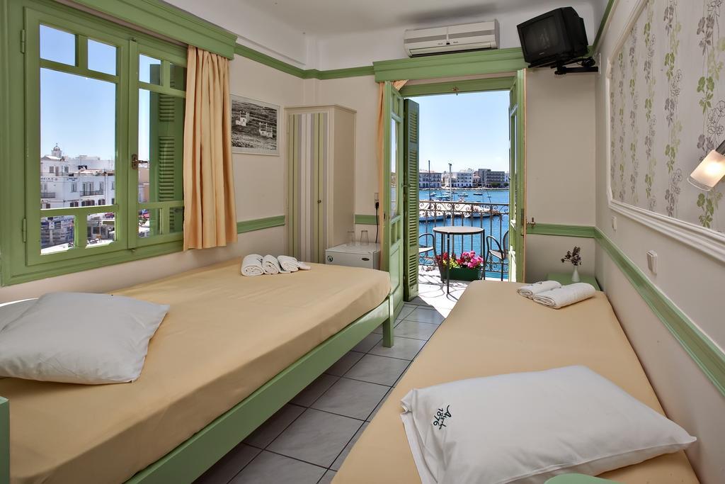 Aegli 1876 Hotel Tínos Kamer foto