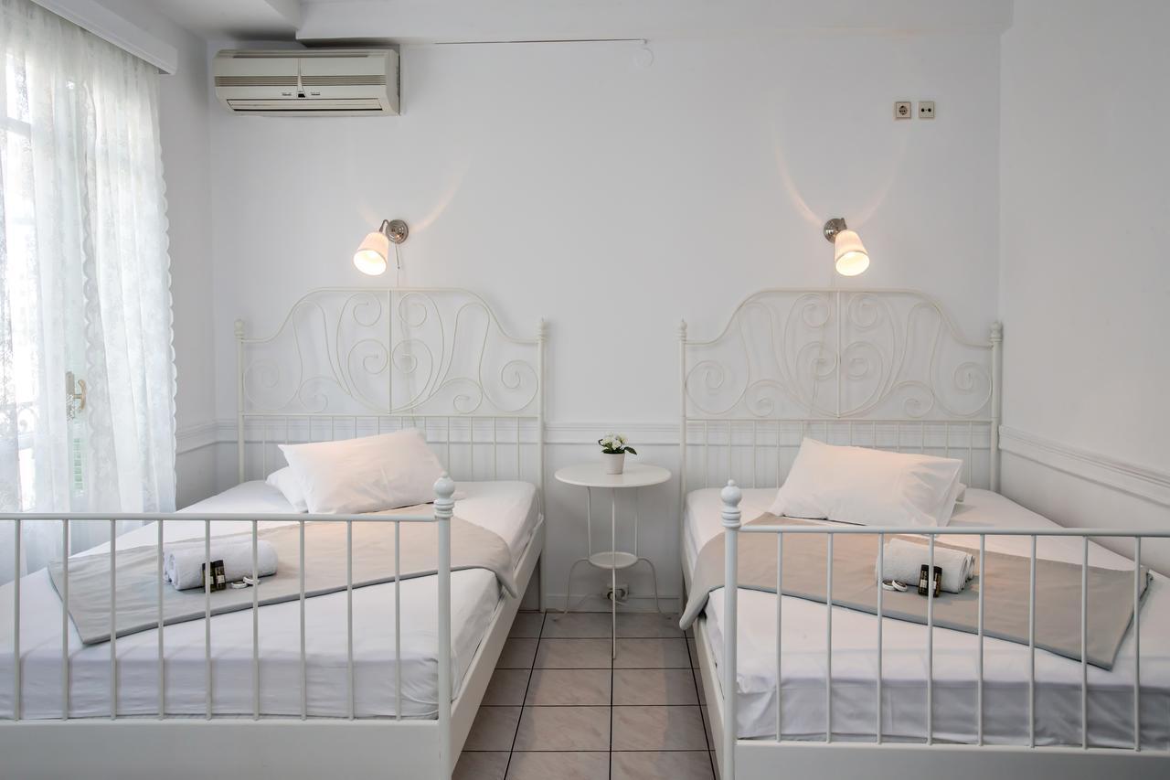 Aegli 1876 Hotel Tínos Buitenkant foto
